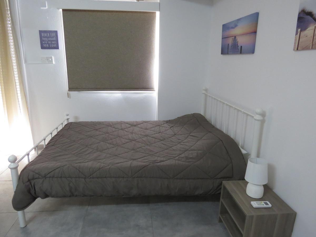 Adonis Apartment Paphos ภายนอก รูปภาพ
