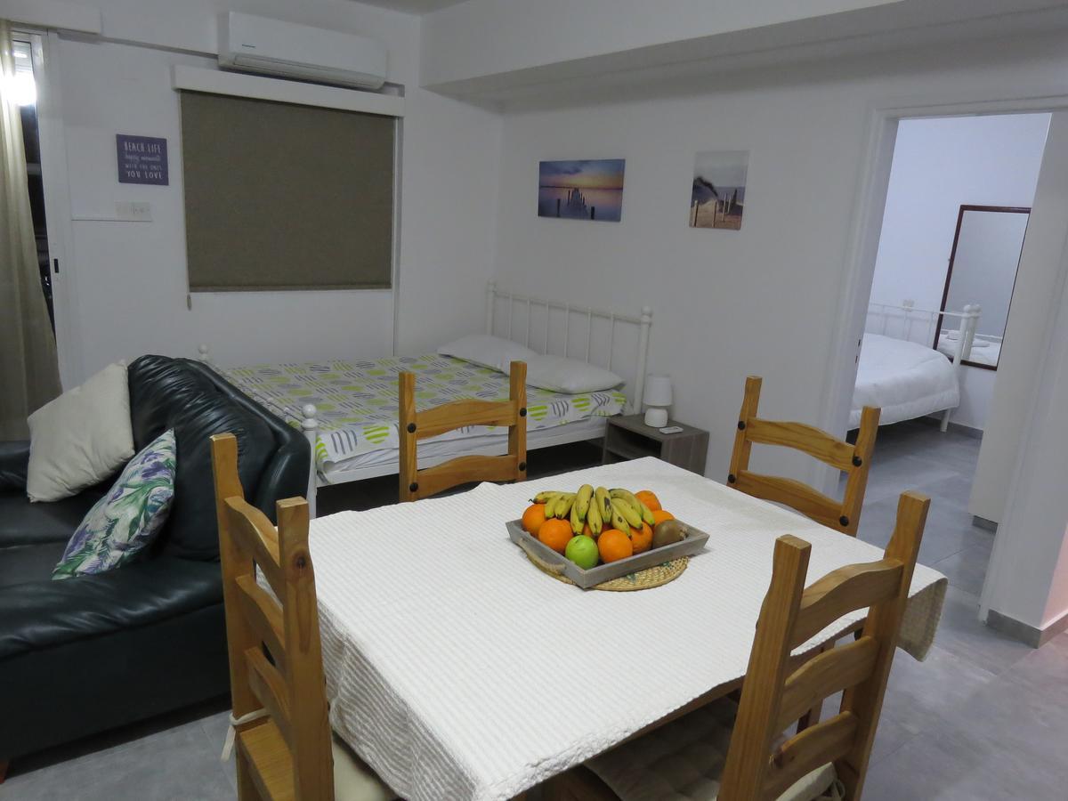 Adonis Apartment Paphos ภายนอก รูปภาพ